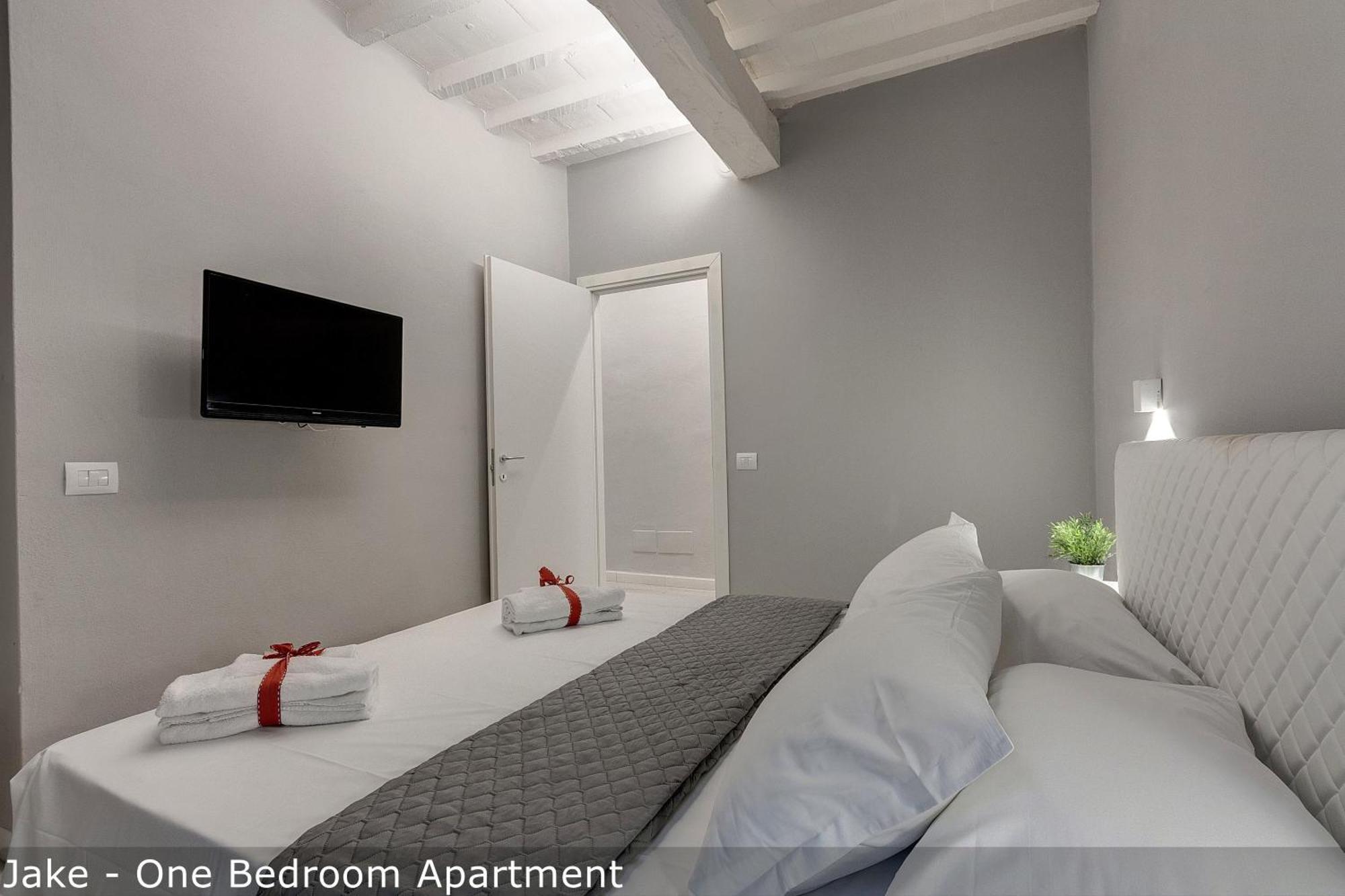 Jake & Francis Apartments By Mamo Florenz Exterior foto