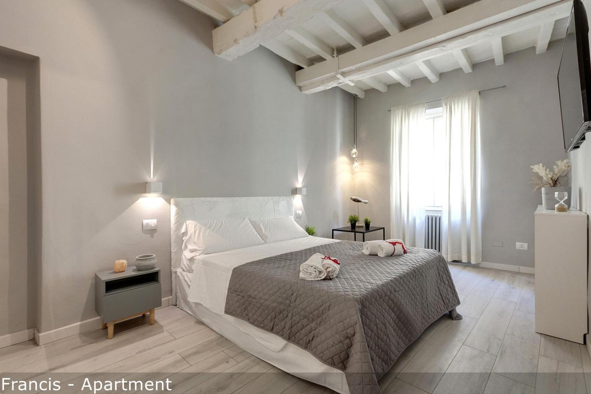 Jake & Francis Apartments By Mamo Florenz Exterior foto
