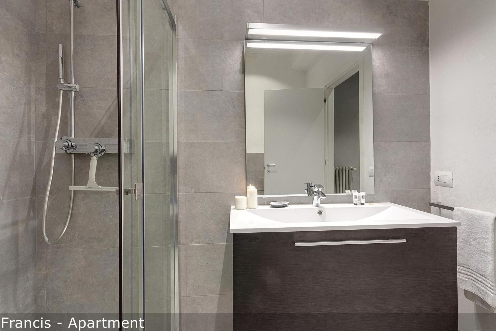 Jake & Francis Apartments By Mamo Florenz Exterior foto