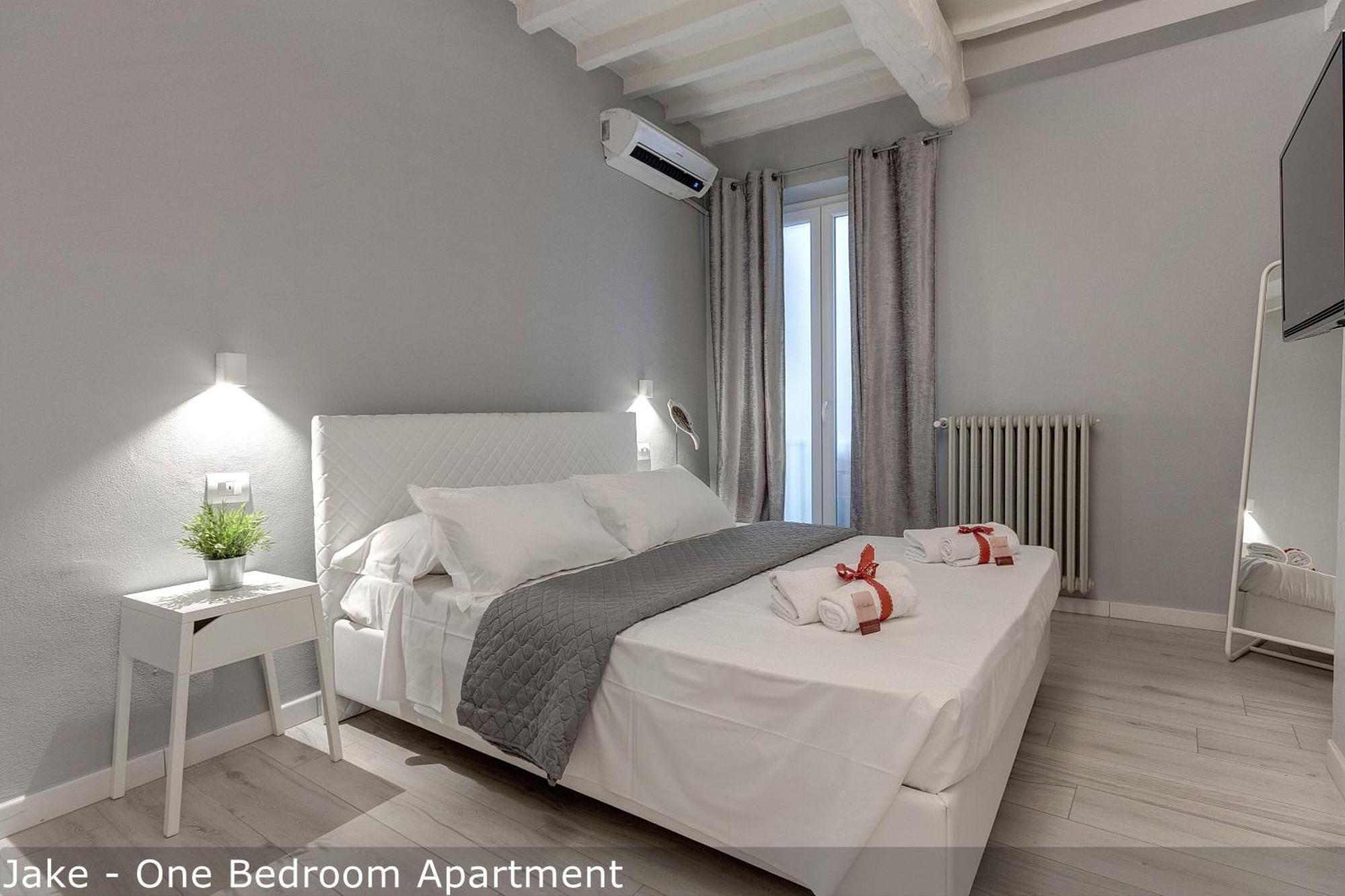Jake & Francis Apartments By Mamo Florenz Exterior foto