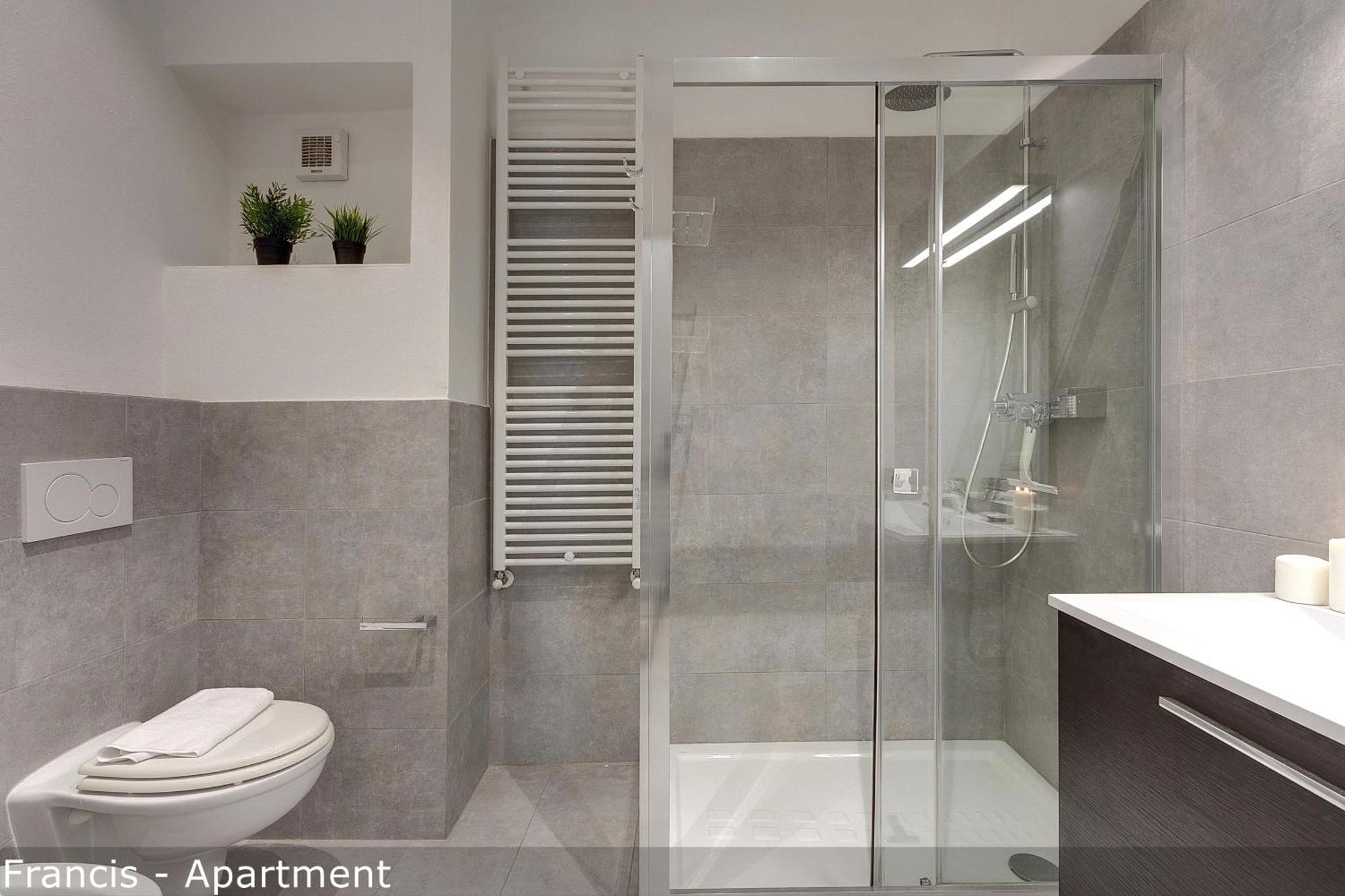 Jake & Francis Apartments By Mamo Florenz Exterior foto