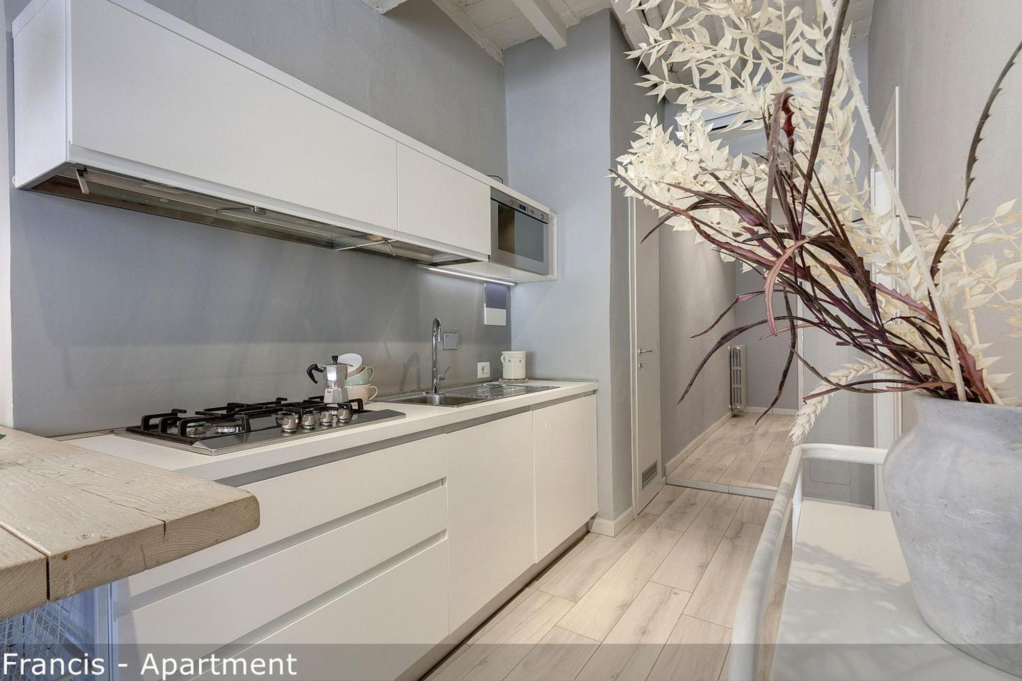Jake & Francis Apartments By Mamo Florenz Exterior foto